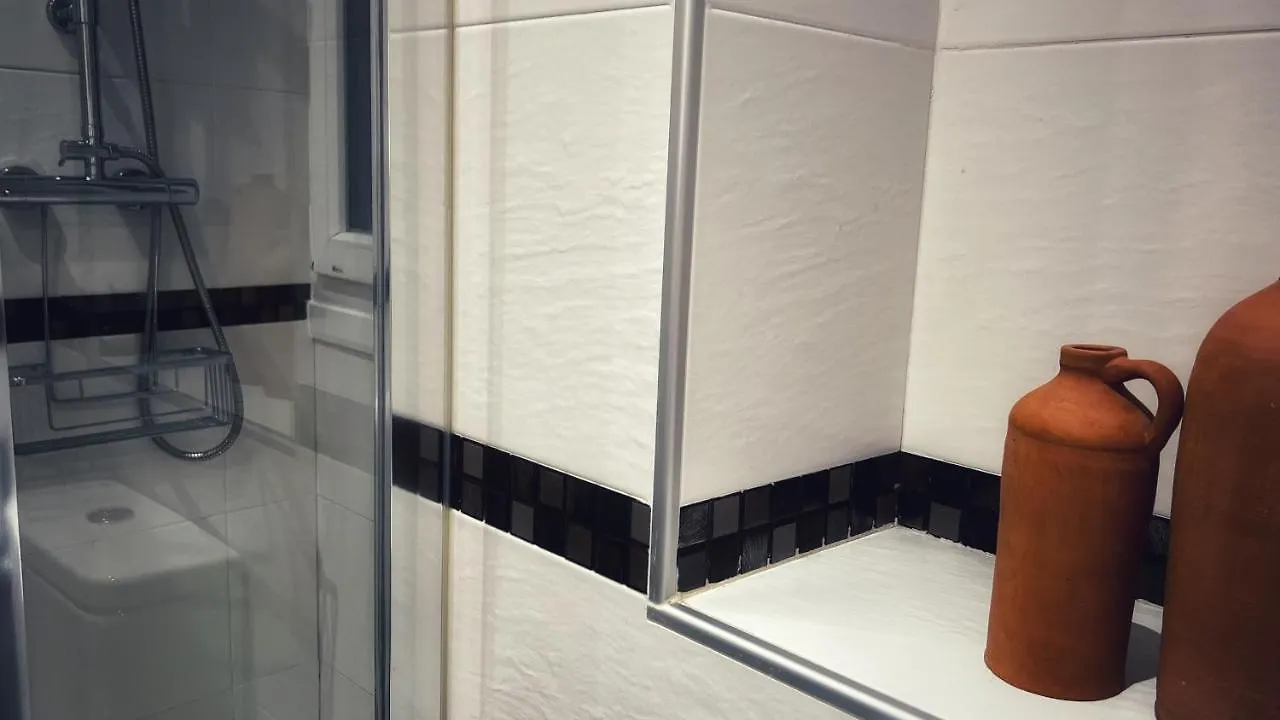 Casco Viejo Con Encanto Y Wifi, Vivienda Turistica Larrinaga Apartment Bilbao Spain